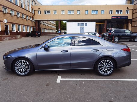 2023 Mercedes-Benz CLA 180 II (C118, X118), серый, 3350000 рублей, вид 2
