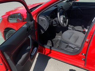2010 Skoda Octavia II (A5) Рестайлинг, красный, 500000 рублей, вид 2