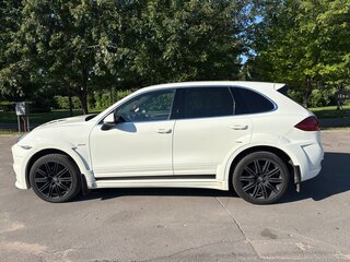2010 Porsche Cayenne Diesel II (958), белый, 2500000 рублей, вид 3
