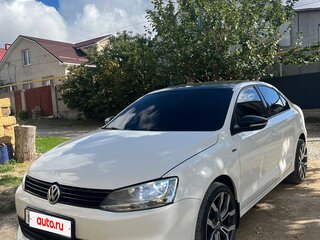 2013 Volkswagen Jetta VI, белый, 875000 рублей, вид 2