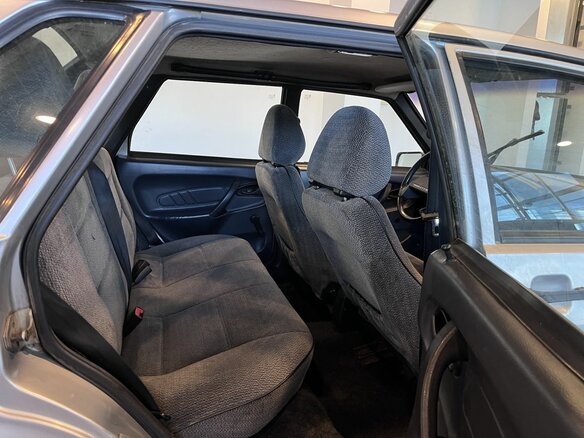 2004 Lada (ВАЗ) 2115, серебристый - вид 19