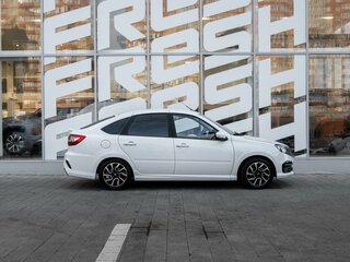 2024 Lada (ВАЗ) Granta Sportline I Рестайлинг, белый, 1210000 рублей, вид 5