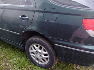 1998 Toyota Vista IV (V40), зелёный, 400000 рублей, вид 5