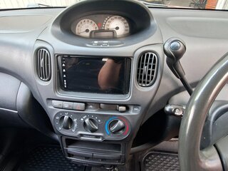 2002 Toyota FunCargo, красный, 500000 рублей, вид 3