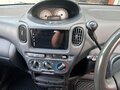 2002 Toyota FunCargo, красный, 500000 рублей - вид 2