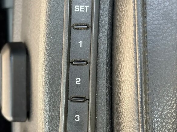 2012 Volkswagen Passat B7, чёрный, 950000 рублей - вид 11