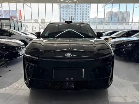 2025 Toyota bZ3X 58.3 kWh, чёрный, 2620000 рублей, вид 2