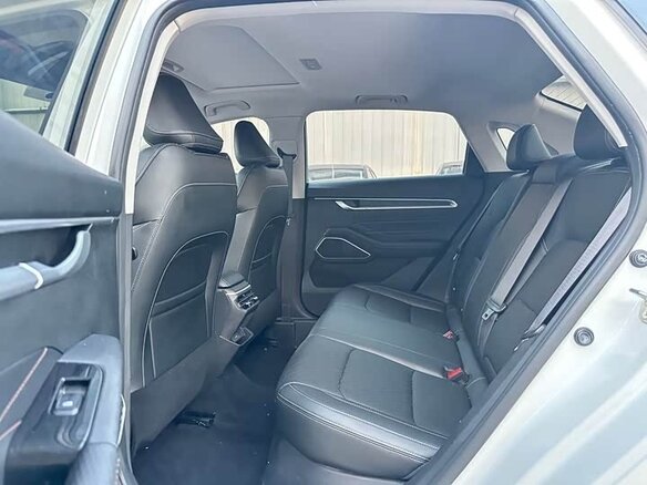 2023 Geely Emgrand II, белый, 950000 рублей - вид 6