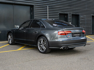 2015 Audi S8 III (D4) Рестайлинг, серый, 6750000 рублей, вид 4