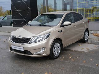 2014 Kia Rio 6-speed III, бежевый, 1020000 рублей, вид 1