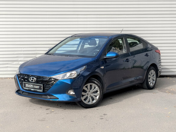 2022 Hyundai Solaris II Рестайлинг, синий, 1585000 рублей