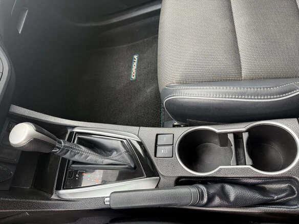 2014 Toyota Corolla XI (E160, E170, E180), чёрный, 1319000 рублей - вид 30