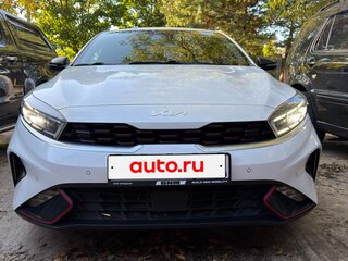 2021 Kia Cerato IV Рестайлинг, белый, 2090000 рублей, вид 4