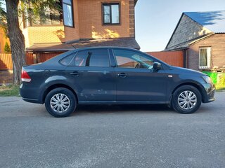 2013 Volkswagen Polo V, серый, 444444 рублей, вид 4