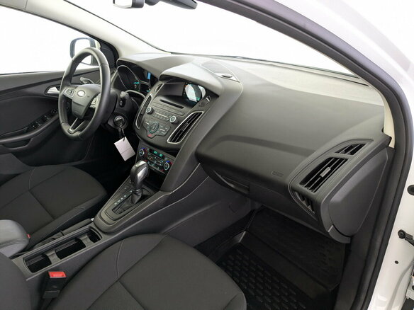 2017 Ford Focus III Рестайлинг, белый, 1550000 рублей - вид 10