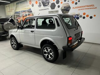 2026 Lada (ВАЗ) Niva Legend I Рестайлинг, серебристый, 1304000 рублей, вид 3
