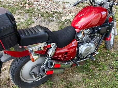 1988 Honda Magna, красный, 250000 рублей, вид 5