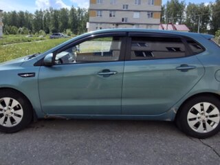 2012 Kia Rio III, зелёный, 550000 рублей, вид 2