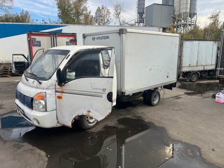 2010 Hyundai Porter II, белый, 200000 рублей, вид 2