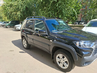 2023 Lada (ВАЗ) Niva Travel I, чёрный, 1200000 рублей, вид 1