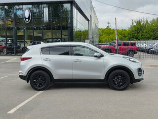 2018 Kia Sportage IV, серебристый, 1890000 рублей, вид 5