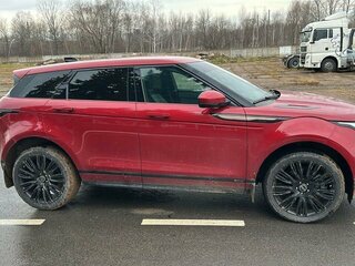 2020 Land Rover Range Rover Evoque II, красный, 4200000 рублей, вид 3