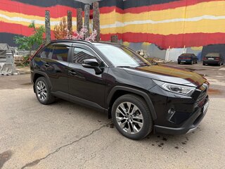 2021 Toyota RAV4 V (XA50), чёрный, 3550000 рублей, вид 3