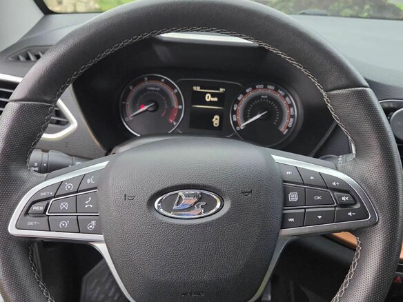 2023 Lada (ВАЗ) Vesta Cross I Рестайлинг (NG), белый, 1500000 рублей - вид 9