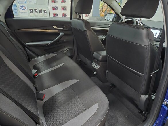 2026 Lada (ВАЗ) Vesta I Рестайлинг (NG), синий - вид 15