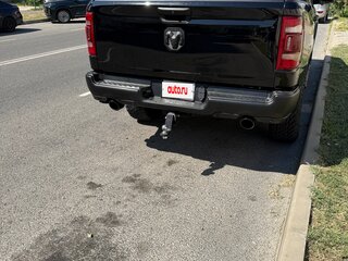 2019 Ram 1500 Quad Cab eTorque V, чёрный, 5500000 рублей, вид 2