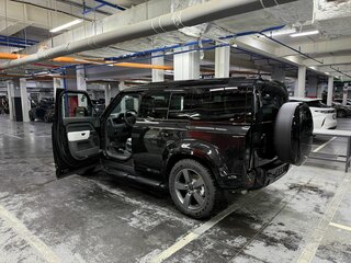 2026 Land Rover Defender 110 II, чёрный, 14995000 рублей, вид 2