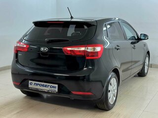 2012 Kia Rio 5-speed III, чёрный, 614000 рублей, вид 4