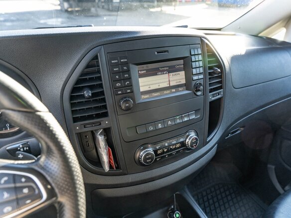2016 Mercedes-Benz Vito 119 BlueTEC L2 III (W447), чёрный, 3200000 рублей - вид 10