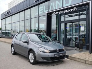 Volkswagen Golf VI