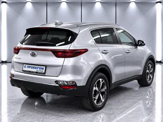 2019 Kia Sportage IV Рестайлинг, серебристый, 1990000 рублей, вид 4