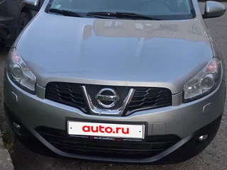 2011 Nissan Qashqai I Рестайлинг, серебристый, 925000 рублей, вид 1