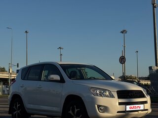 2010 Toyota RAV4 III (XA30), белый, 1320000 рублей, вид 3