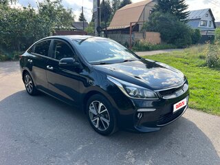 2018 Kia Rio IV, чёрный, 1410000 рублей, вид 2