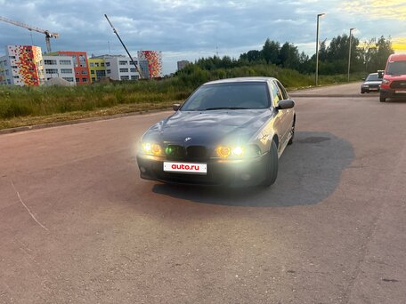2000 BMW 5 серии 528i IV (E39), серебристый, 380000 рублей, вид 1