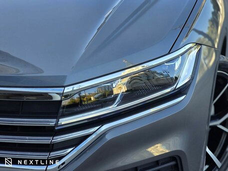 2025 Volkswagen Touareg III Рестайлинг, серый, 8250000 рублей, вид 4