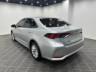 2022 Toyota Corolla XII (E210), серебристый, 1550000 рублей, вид 5