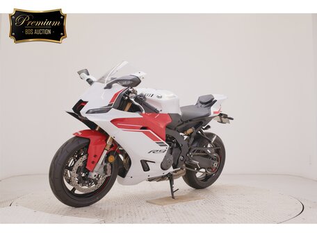2025 Yamaha YZF-R9, белый, 1570000 рублей, вид 2