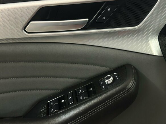 2022 Haval F7 I Рестайлинг, красный, 1830000 рублей - вид 9