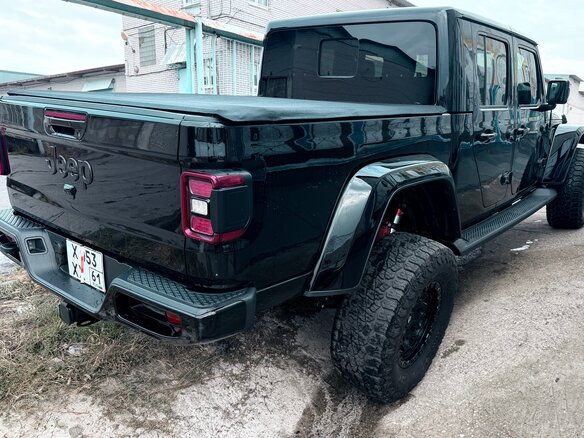 2021 Jeep Gladiator II (JT), чёрный, 6200000 рублей - вид 5
