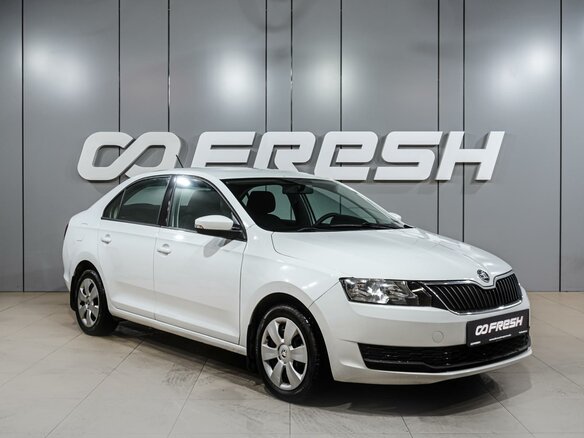 2019 Skoda Rapid I Рестайлинг, белый, 1059000 рублей
