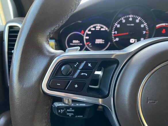 2020 Porsche Cayenne III, белый, 7450000 рублей - вид 31