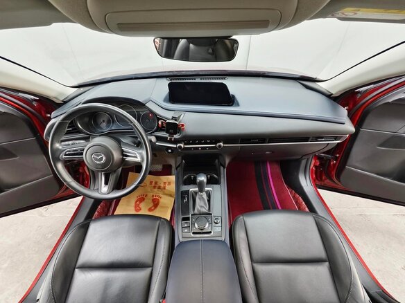 2026 Mazda CX-30 I, красный, 1610000 рублей - вид 10