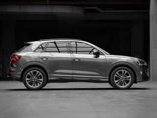 2023 Audi Q3 35 TFSI II (F3), серый, 2450000 рублей, вид 4