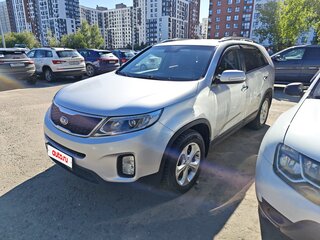 2017 Kia Sorento II Рестайлинг, серебристый, 1790000 рублей, вид 3