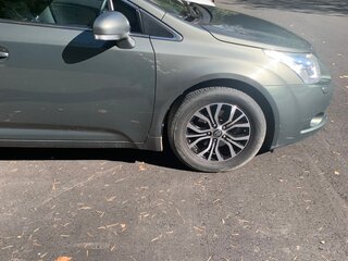 2011 Toyota Avensis III, зелёный, 1000000 рублей, вид 3